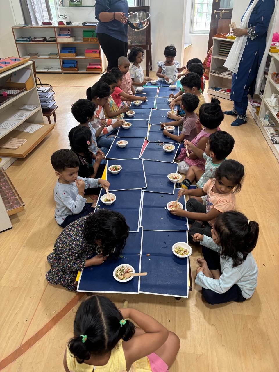 Toddlers eating on their own, how to teach your toddler to eat by themselves through Montessori mealtime at Blue Blocks, Hyderabad